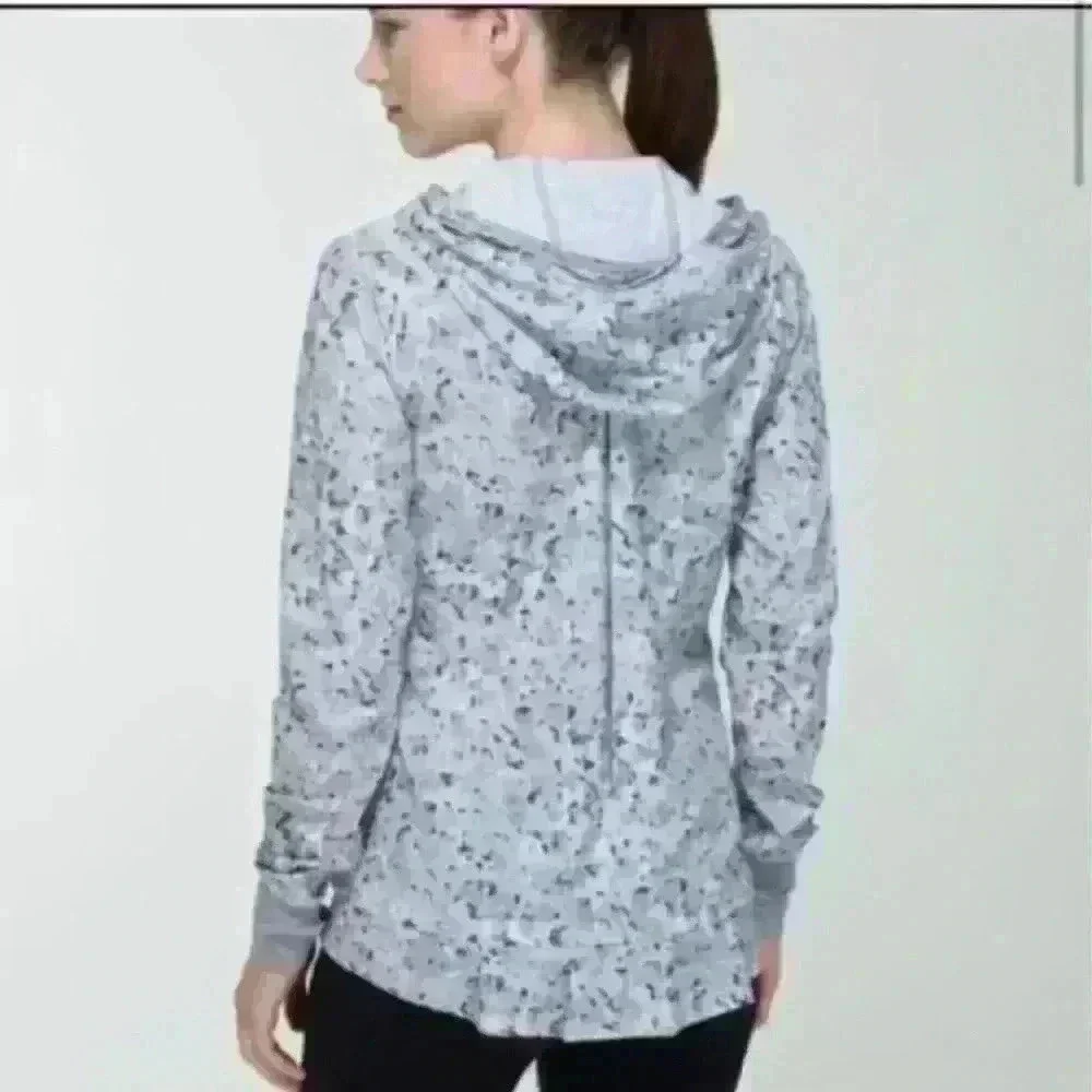 Lululemon lightened up pullover sweater - Picture 2 of 9